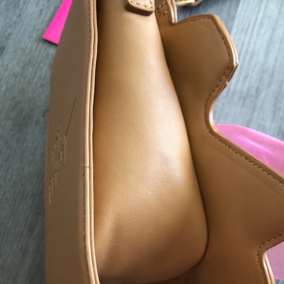 Betsey Johnson Kitsch XOCANCAN French Gingerbread Girl Crossbody Bag OS NWT - Picture 14 of 16